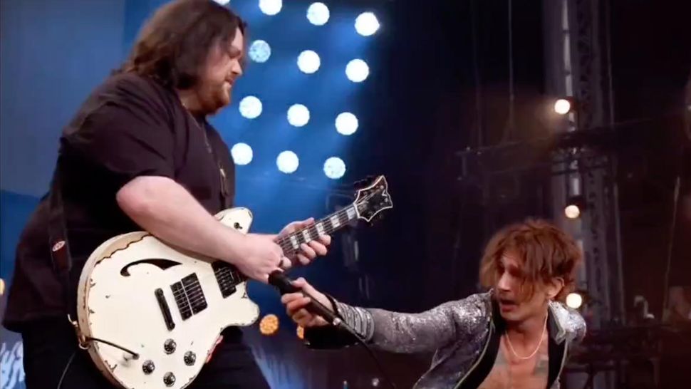 Watch Wolfgang Van Halen nail classic Van Halen tracks at Foo Fighters