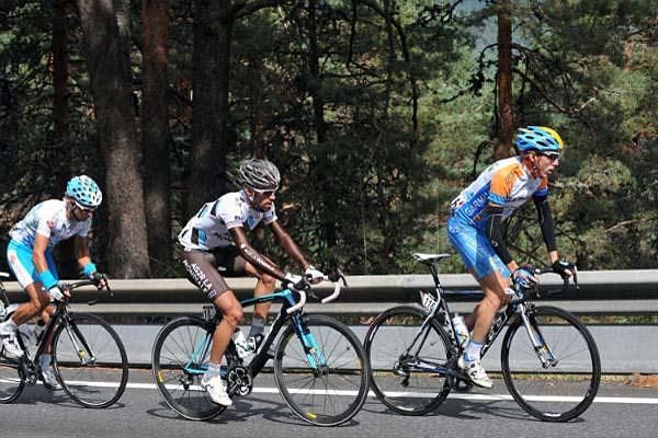 Daniel Martin (Garmin-Slipstream) leads the break.