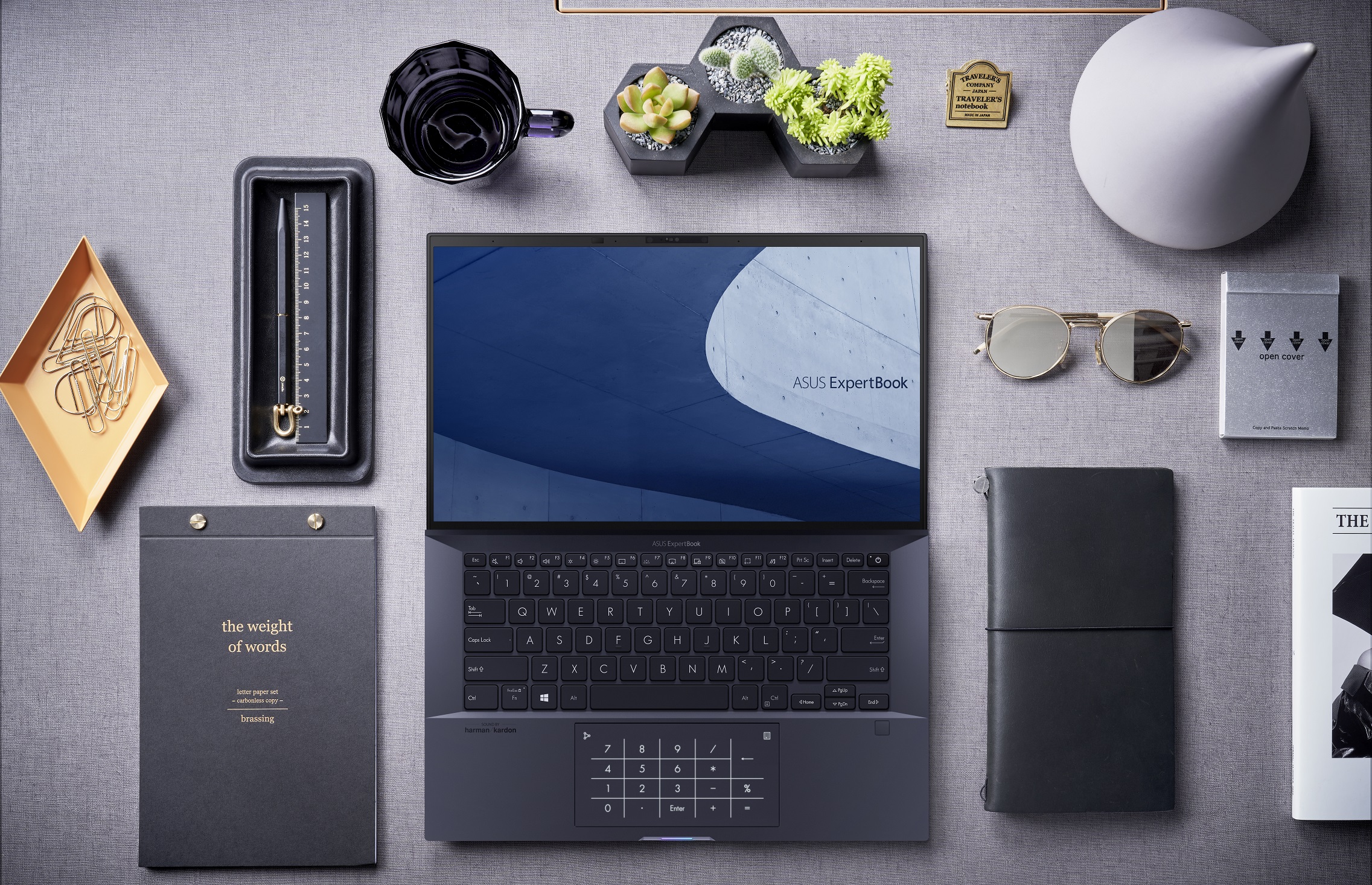 ASUS ZenBook B9400