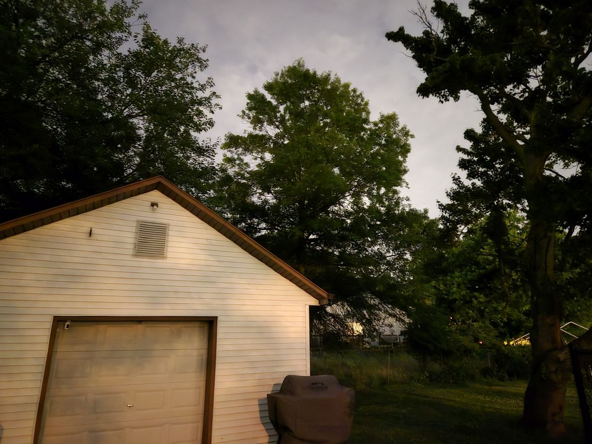 Samsung Galaxy S24 Plus low light sample.