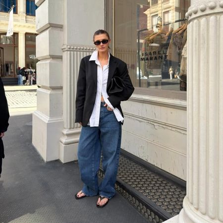 Coco Schiffer in a black blazer