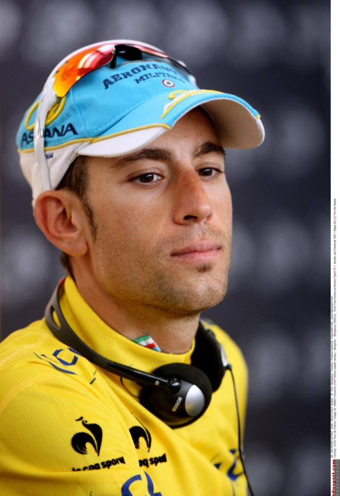 Vincenzo Nibali preparing an answer