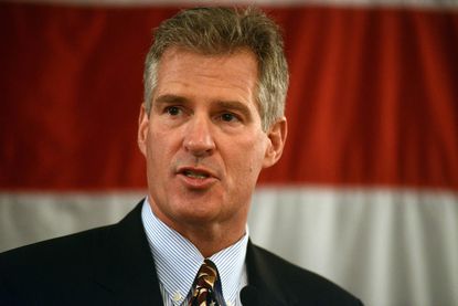 Scott Brown gave a 'hero' award to a woman who may not vote for him