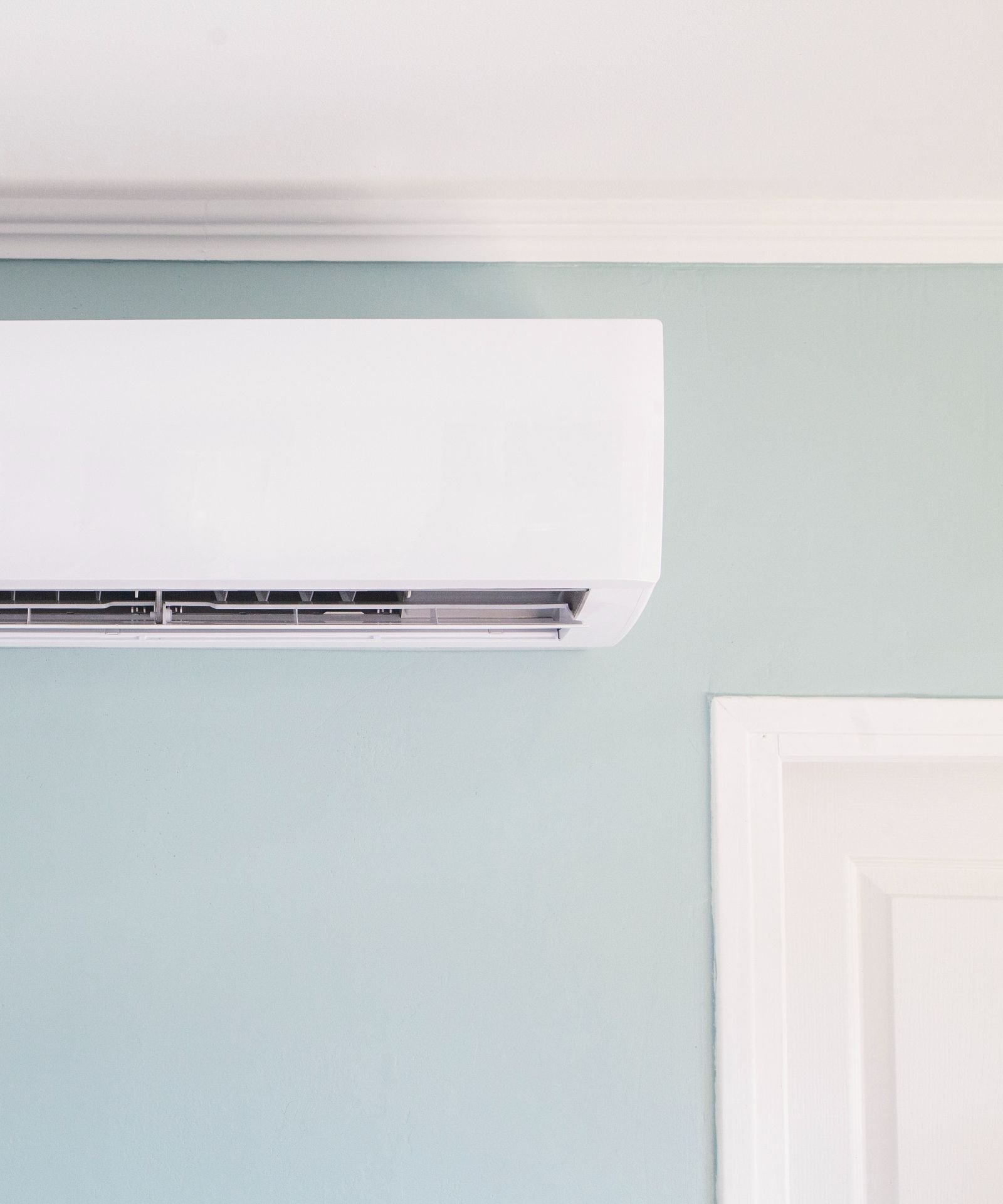 How to improve air quality indoors without an air purifier