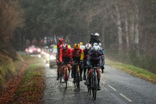 Racing restarted with 28km to go on Paris-Nice stage 4 after grim weather conditions forced neutralisation 