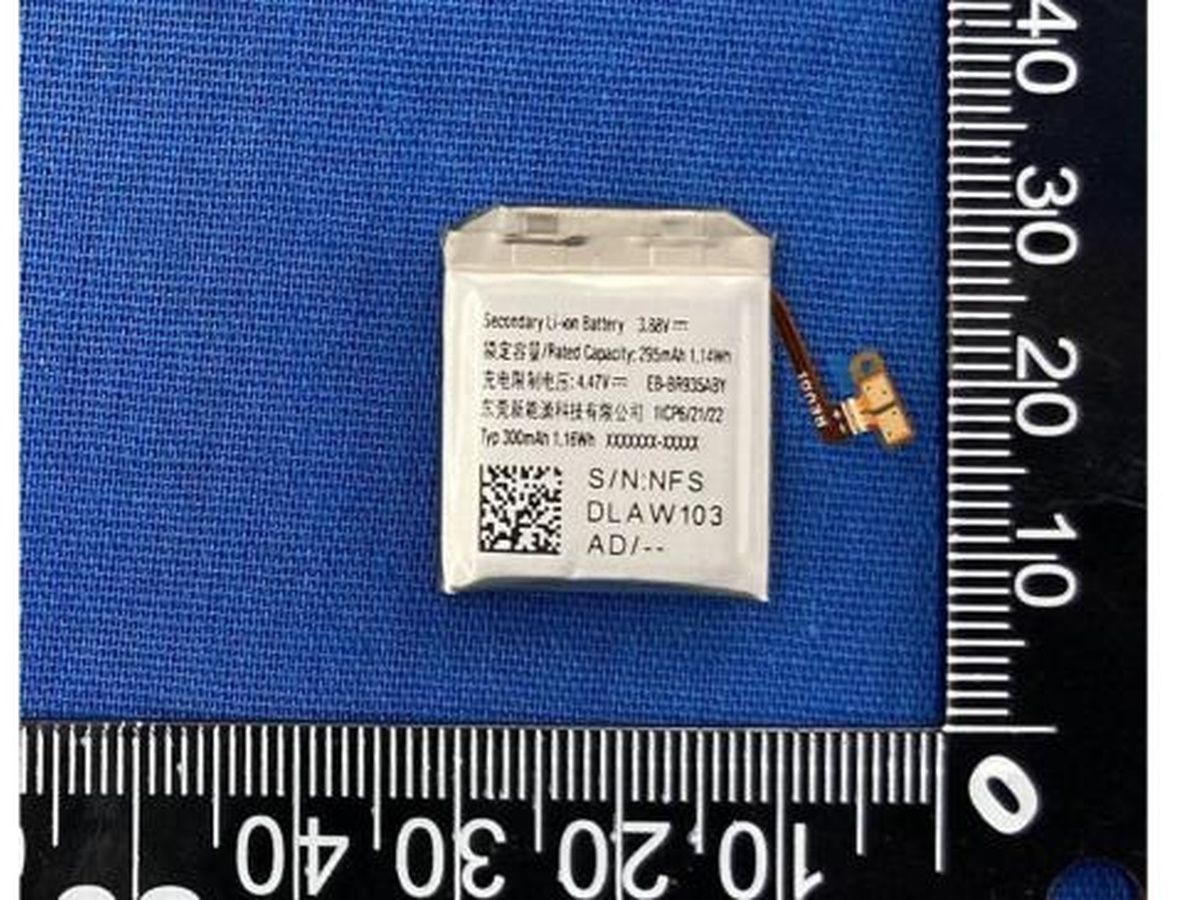 Alleged Galaxy Watch 6 battery