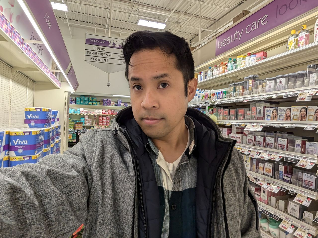 Google Pixel 8a selfie sample.