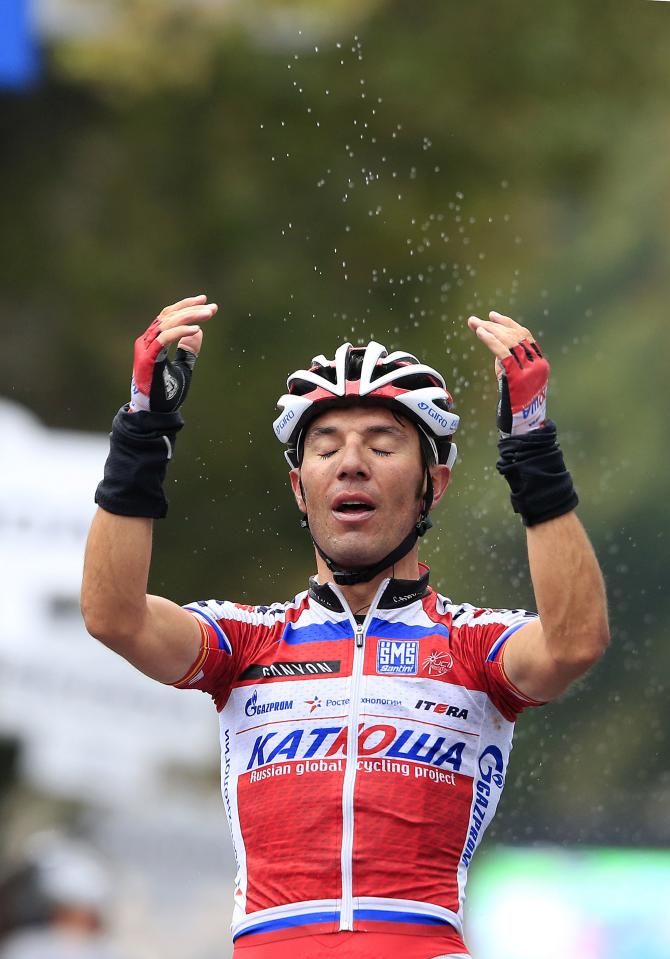 Joaquim Rodr&iacute;guez celebrates after winning Il Lombardia