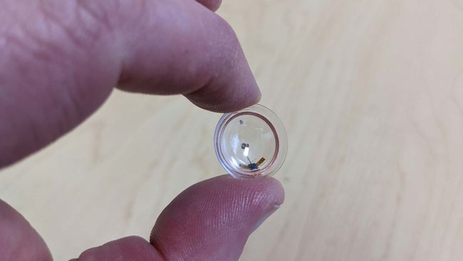 Mojo AR contact lenses hands-on: A new way to look at the world | Tom's ...