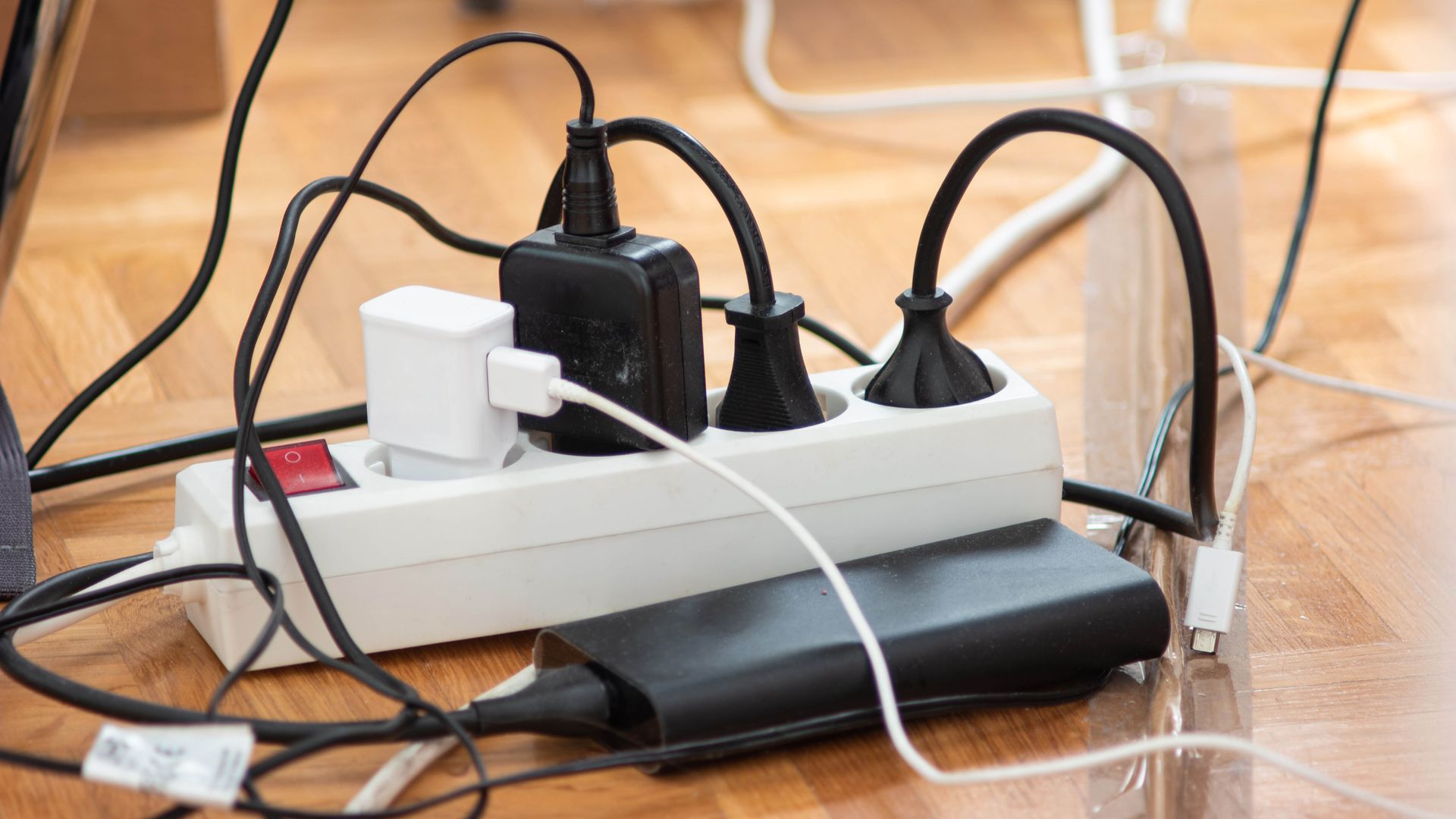 10 ways to reduce cable clutter around your home Tom's Guide