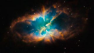 Picturesque Nebula Spotted in Distant Star Cluster