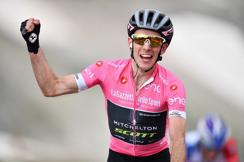 Simon Yates (Mitchelton-Scott) wins stage 9 at the Giro d'Italia