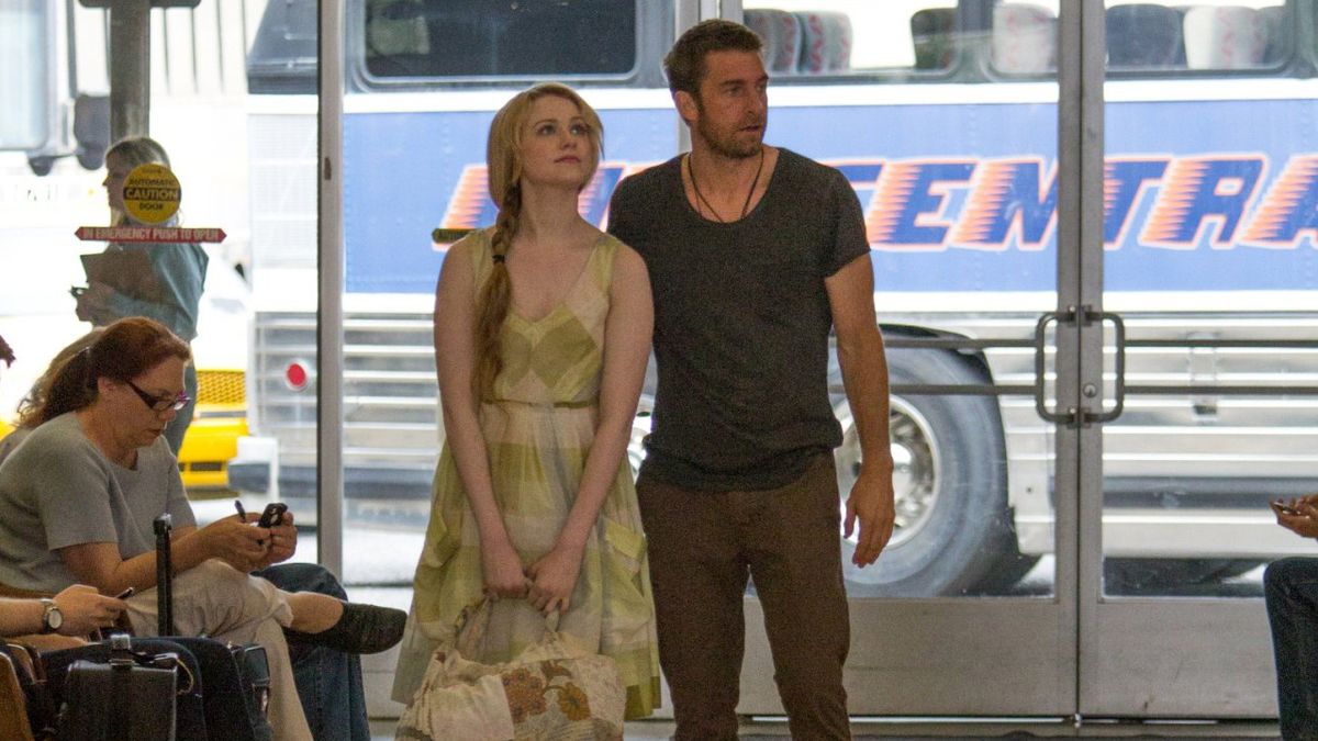 Evan Rachel Wood and Scott Speedman in Barefoot