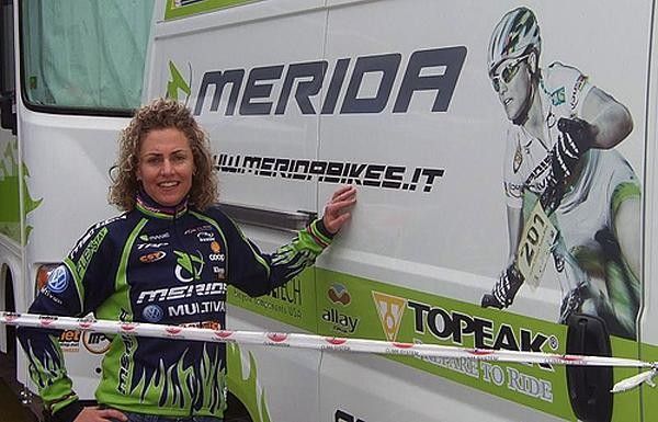 Gunn-Rita next to the support vehicle