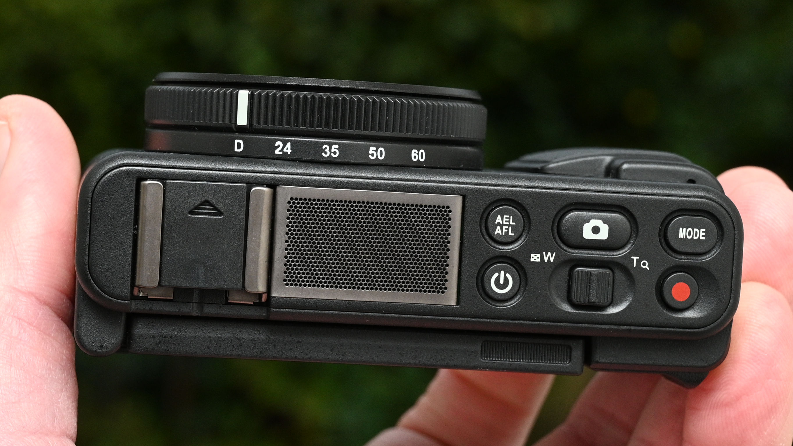 Yashica City 300 product shot