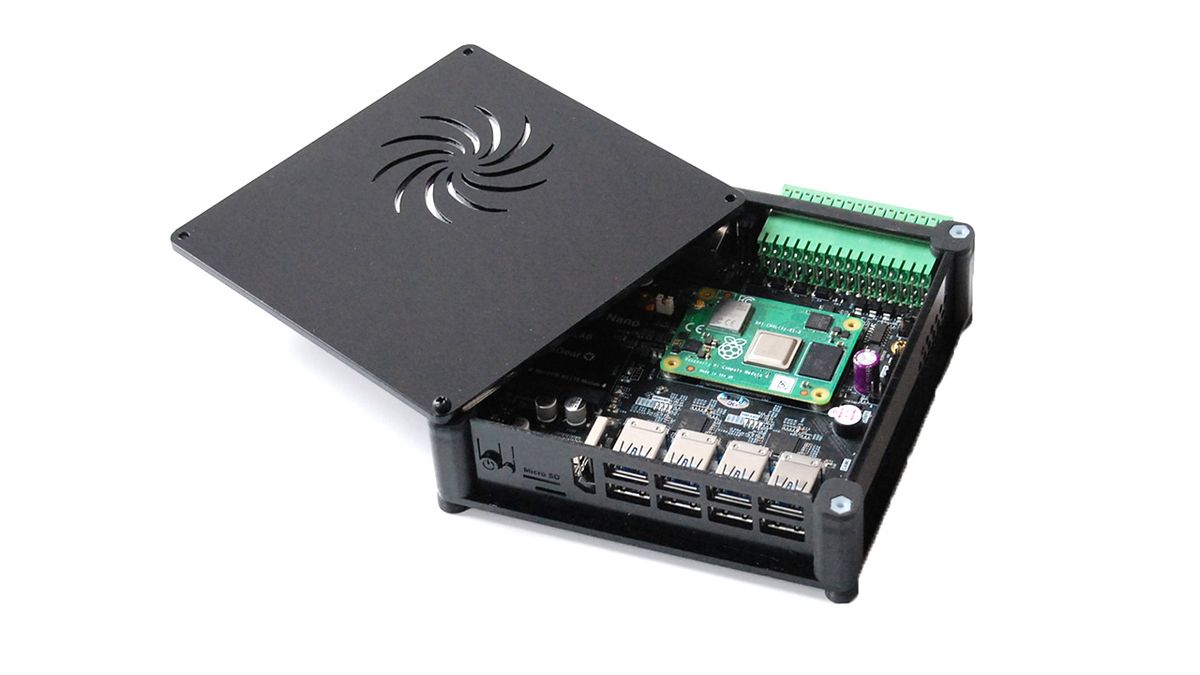The PiGear Nano board