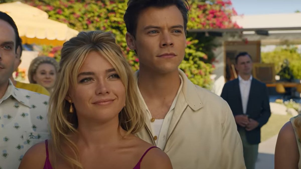 Florence Pugh and Harry Styles in Don&#039;t Worry Darling