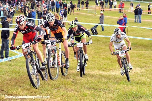 Balz Weber (30), Daniel McConnell (18) out front