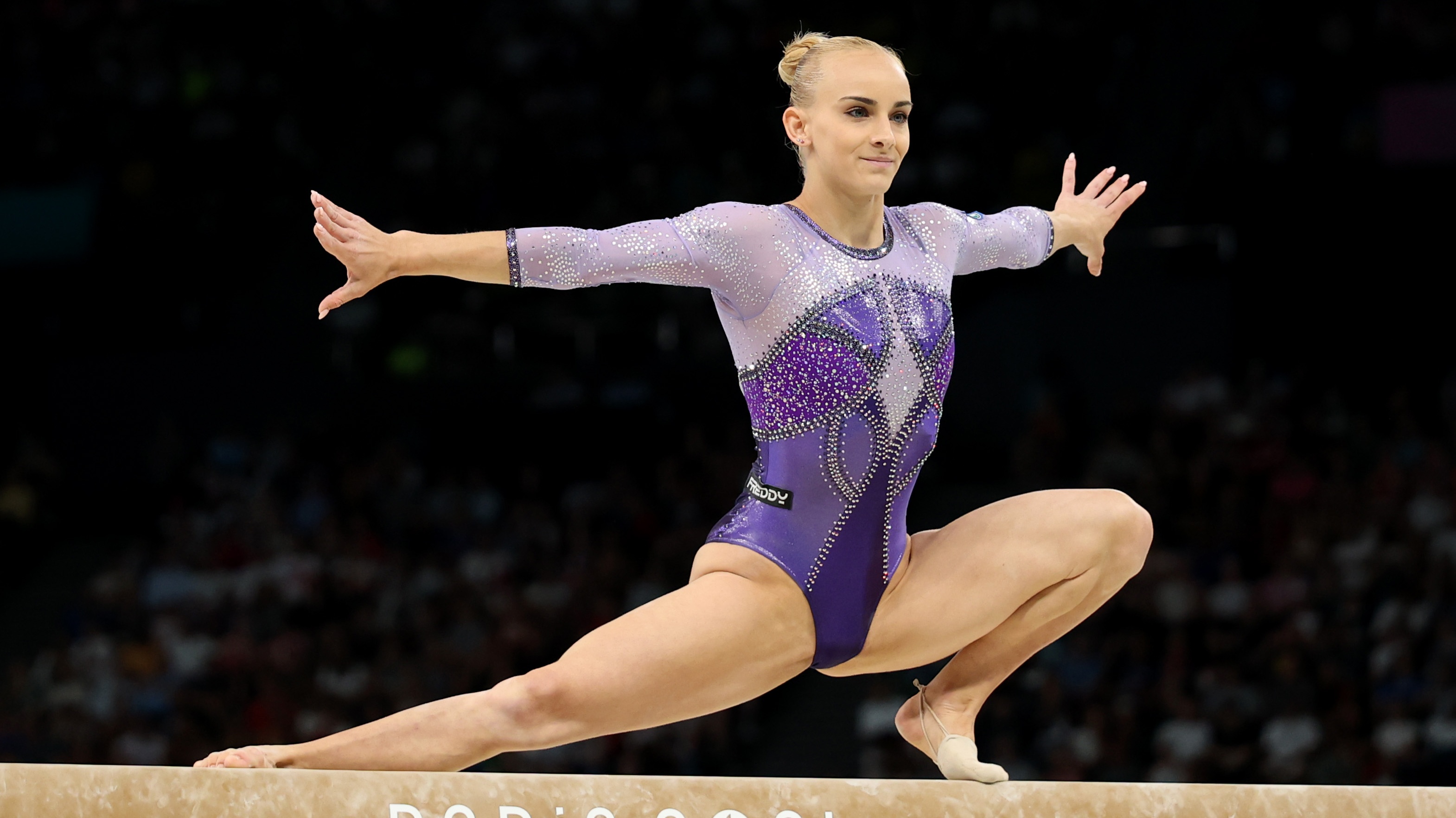 Alice D'Amato of Team Italy competes in the Artistic Gymnastics Women's Balance Beam Final on day ten of the Olympic Games Paris 2024 at Bercy Arena on August 05, 2024 in Paris, France.