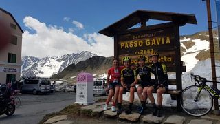 Annemiek van Vleuten, Lucy Kennedy, Amanda Spratt and Lucinda Brand training on the Passo Gavia