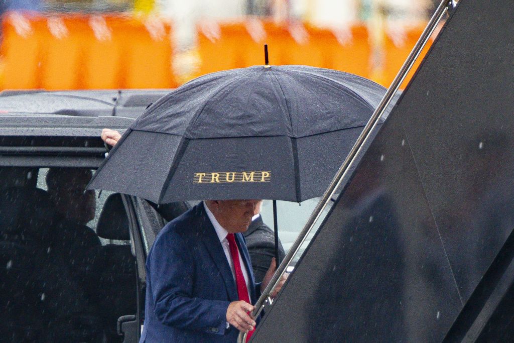 Donald Trump boards jet after second federal arraignment