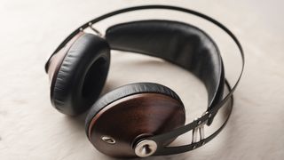 Meze Audio 99 Classics in walnut/silver finish