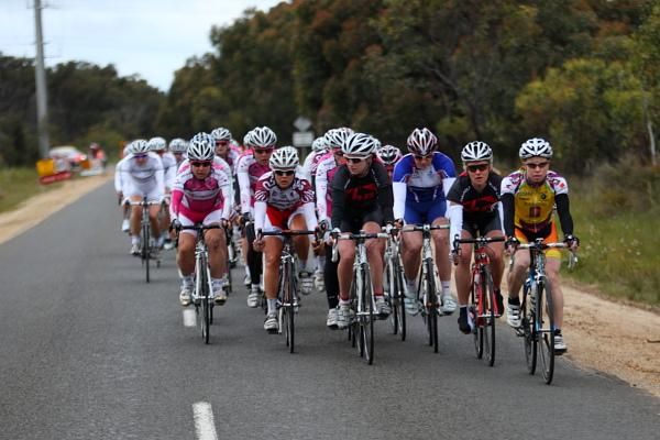 The bunch was attentive to any attempted breakaways. Nobody was allowed far off the front in this fast, competitive stage.