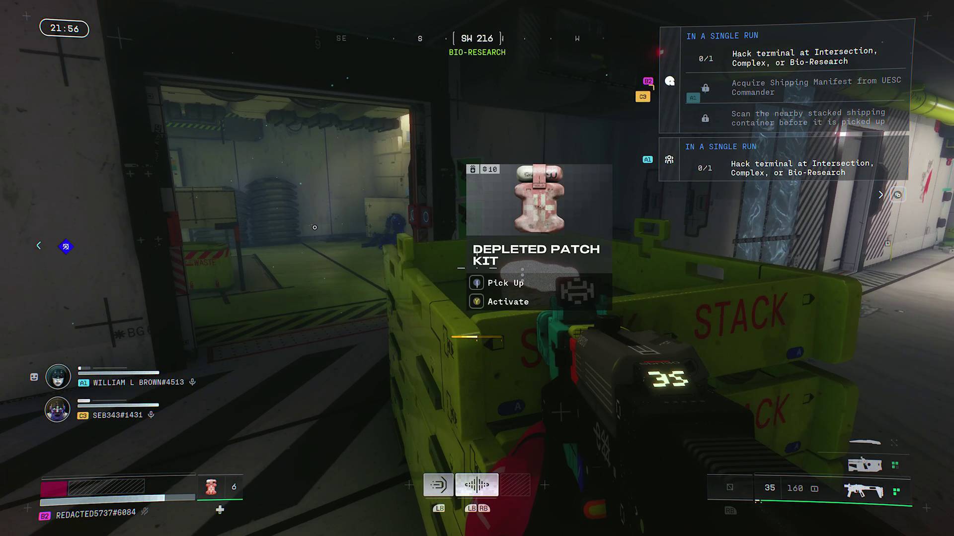 Marathon player looking at depleted patch kit healing item