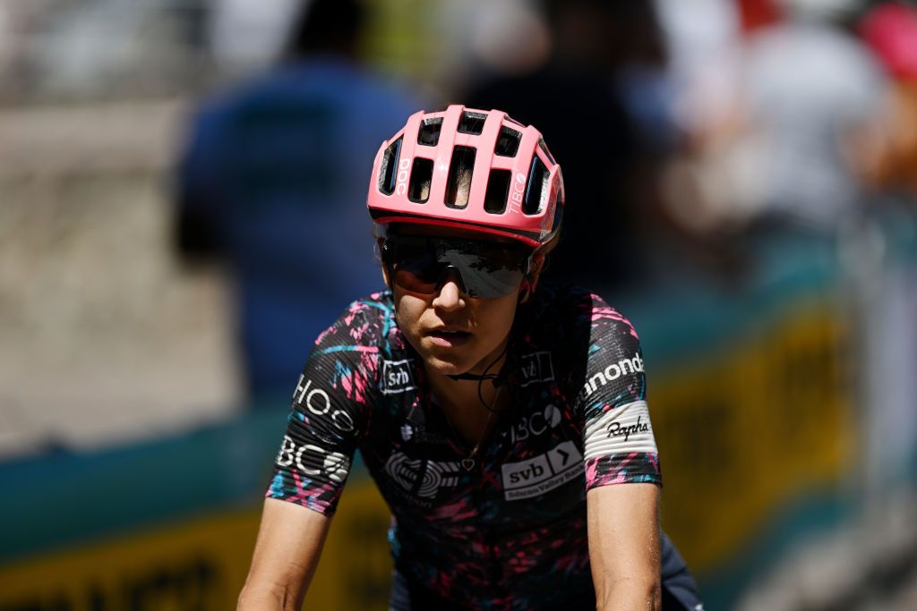 ALDENO ITALY JULY 08 Kristabel DoebelHickok of United States and Team EF Education Tibco Svb crosses the finishing line during the 33rd Giro dItalia Donne 2022 Stage 8 a 1047km stage from Rovereto to Aldeno GiroDonne UCIWWT on July 08 2022 in Aldeno Italy Photo by Dario BelingheriGetty Images
