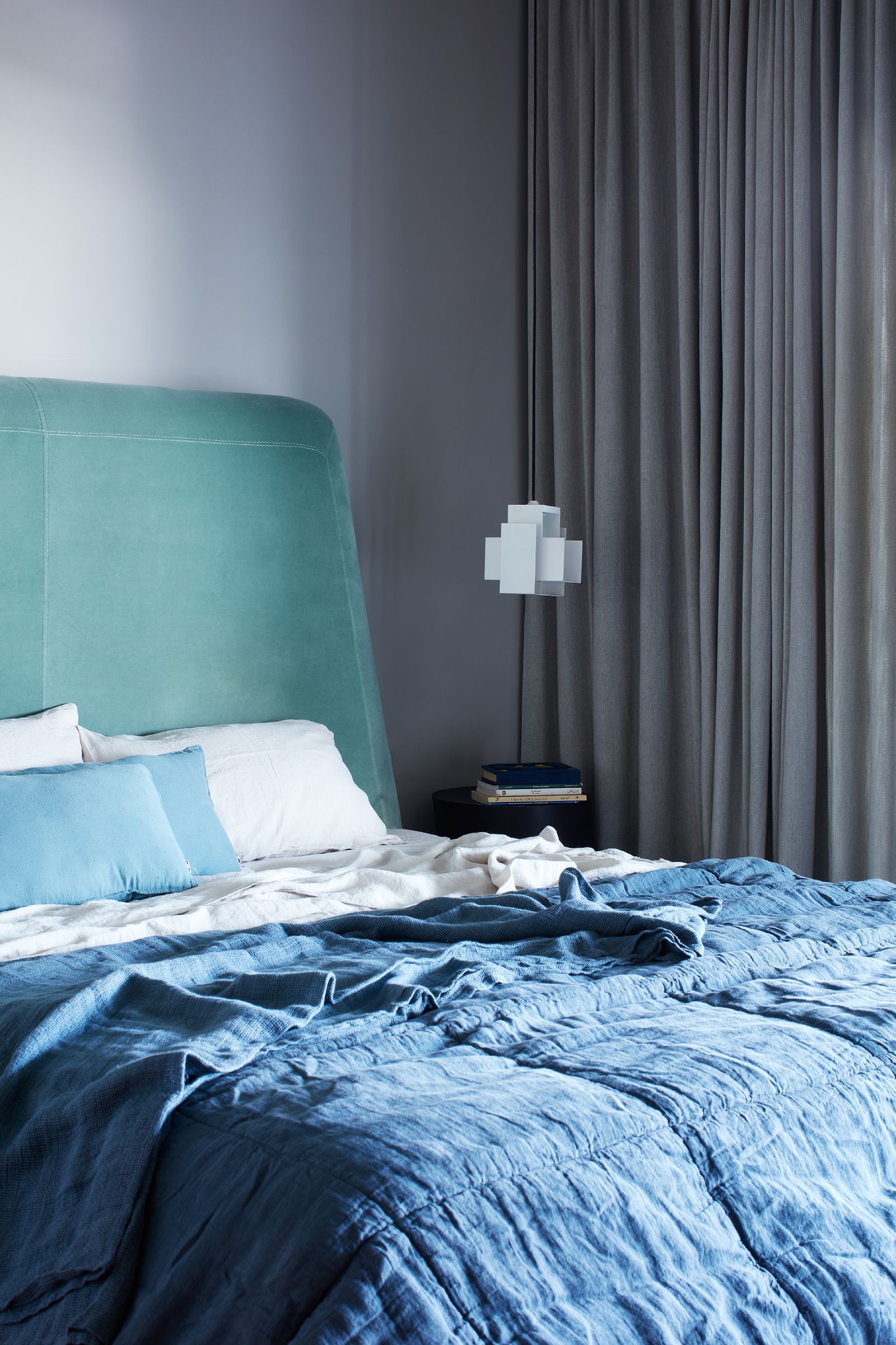 4 paint colors to make your bedroom feel cooler | Livingetc