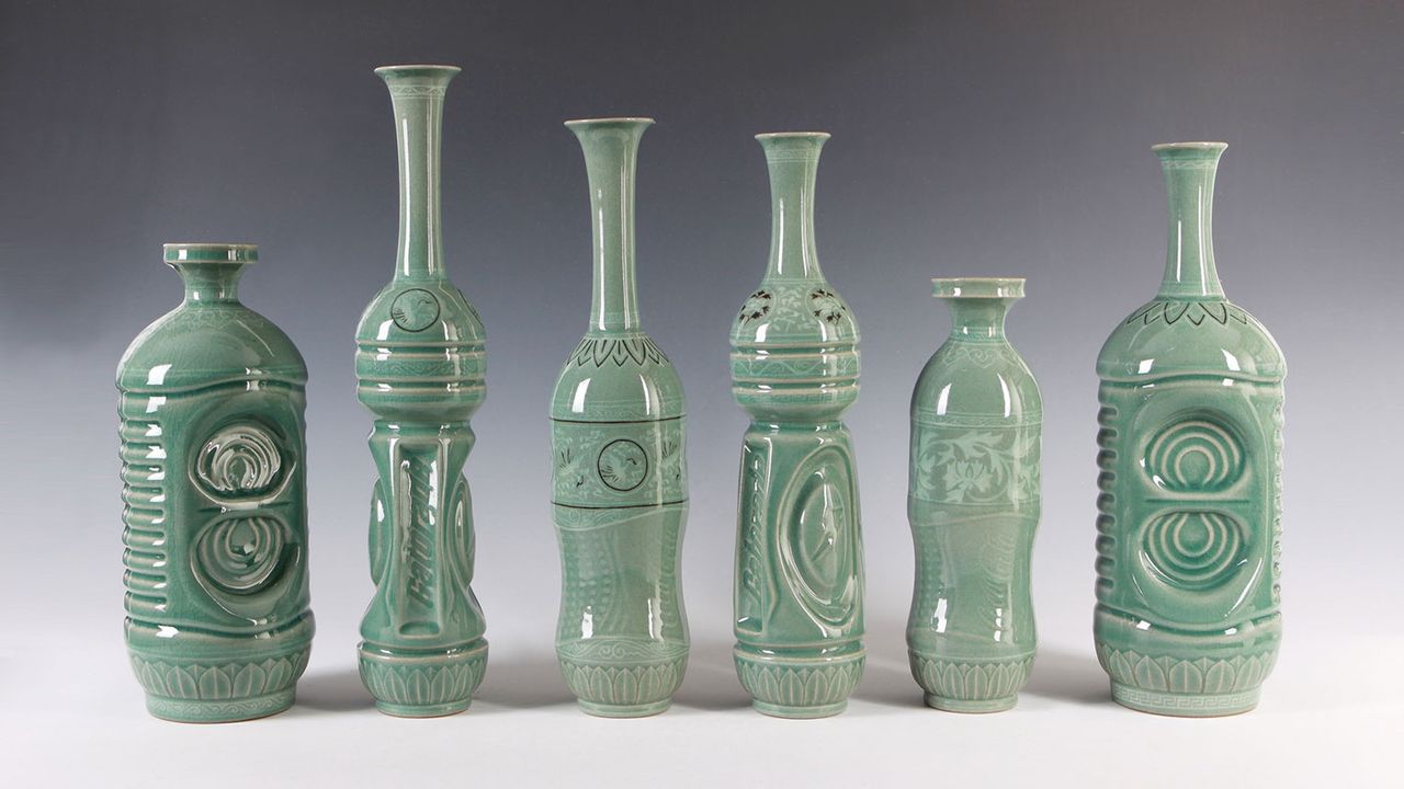 eui-jeong-yoo-celadon-bottle-in-the-shape-of-p.e.t-bottle-celadon-12x12x30cm8.5x7x40cm-2013-photographer-kim-chang-hyoun.jpg