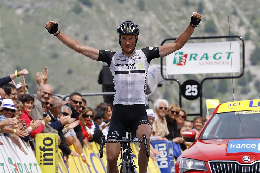 Stephen Cummings (Dimension Data) wins the final stage of Criterium du Dauphine