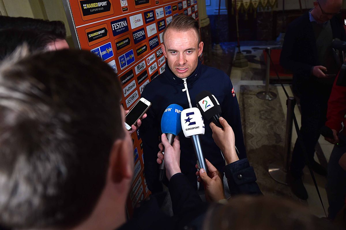 2014 champion Alexander Kristoff talks to the press