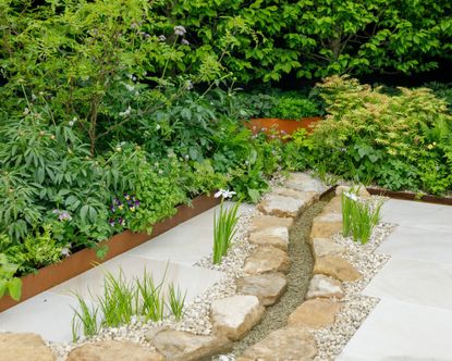 Low maintenance landscaping: 14 ways to create a plot that needs ...