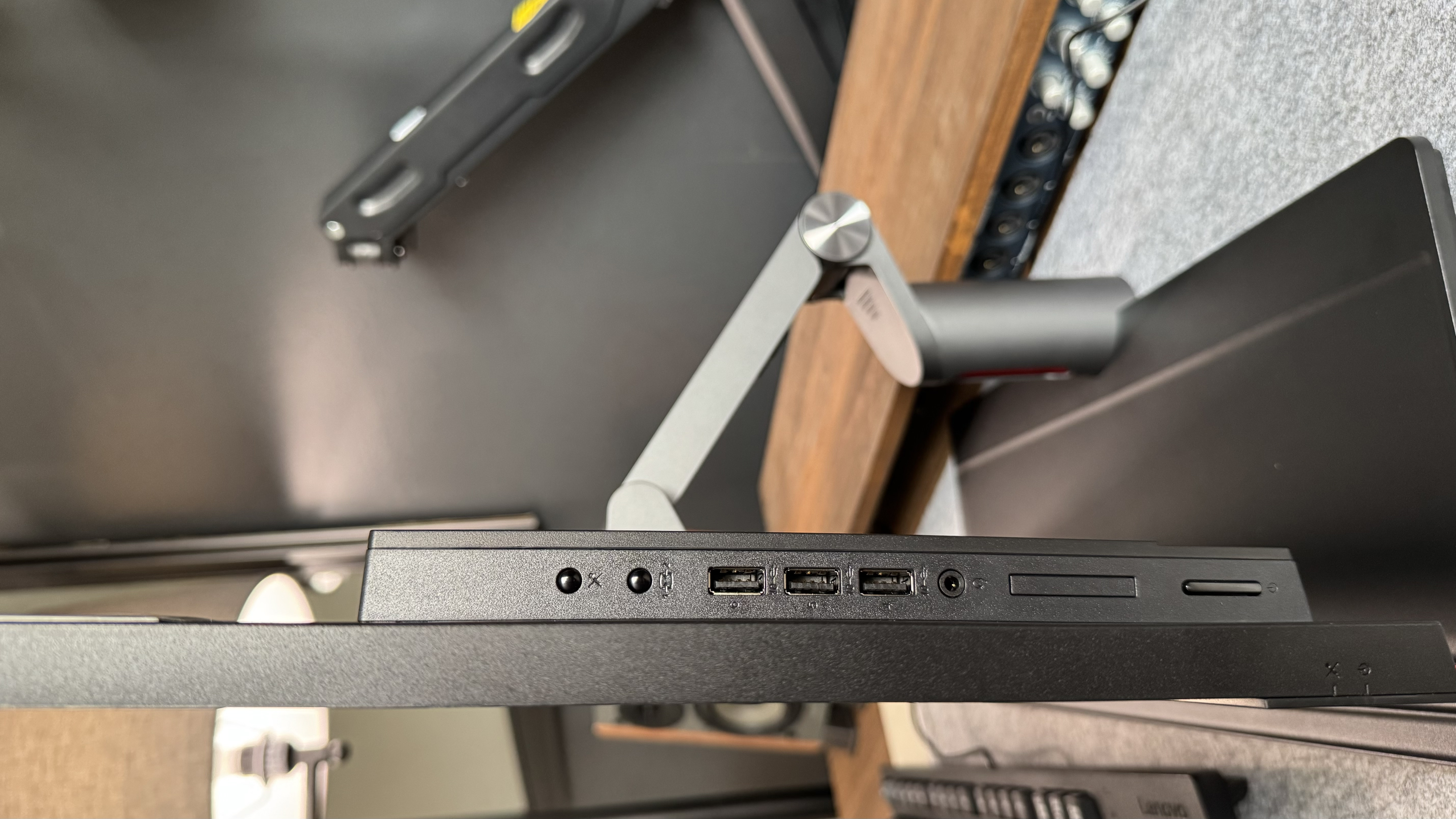 Lenovo | ThinkCentre M90a Gen 5