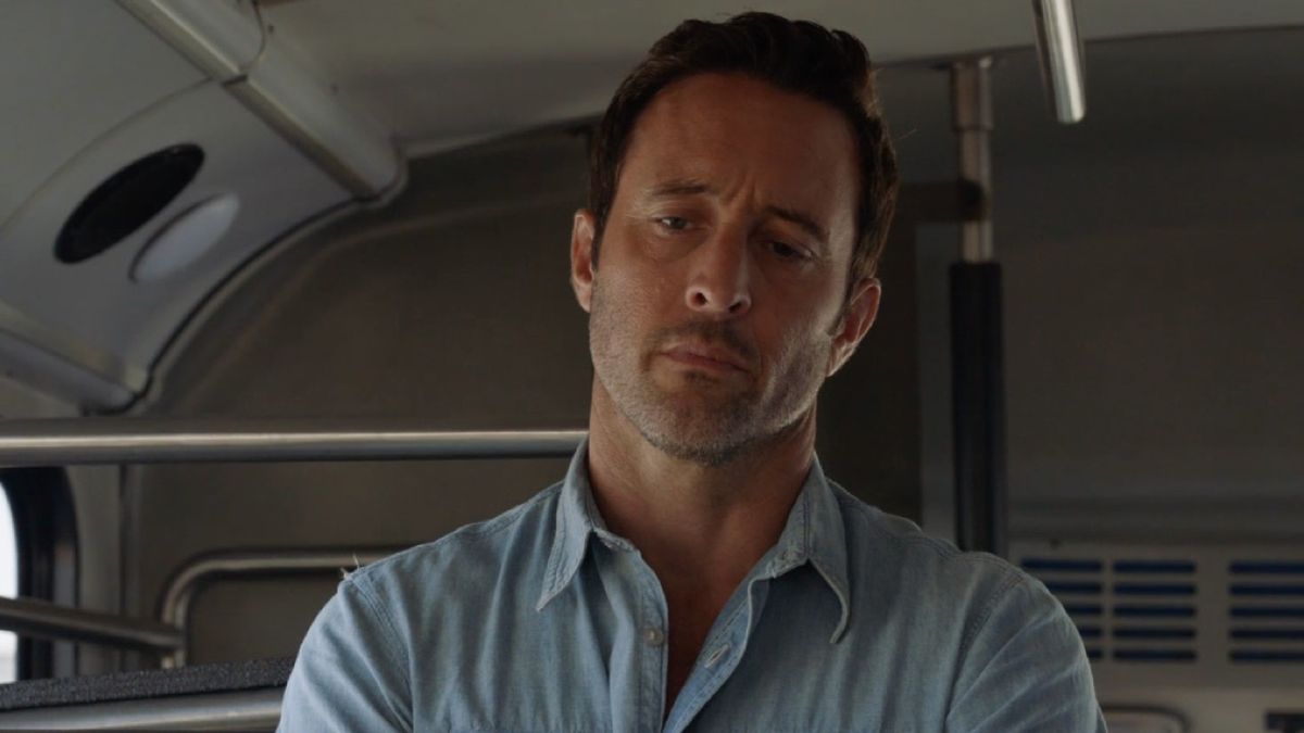 Steve McGarrett staring on Hawaii Five-0 screenshot.