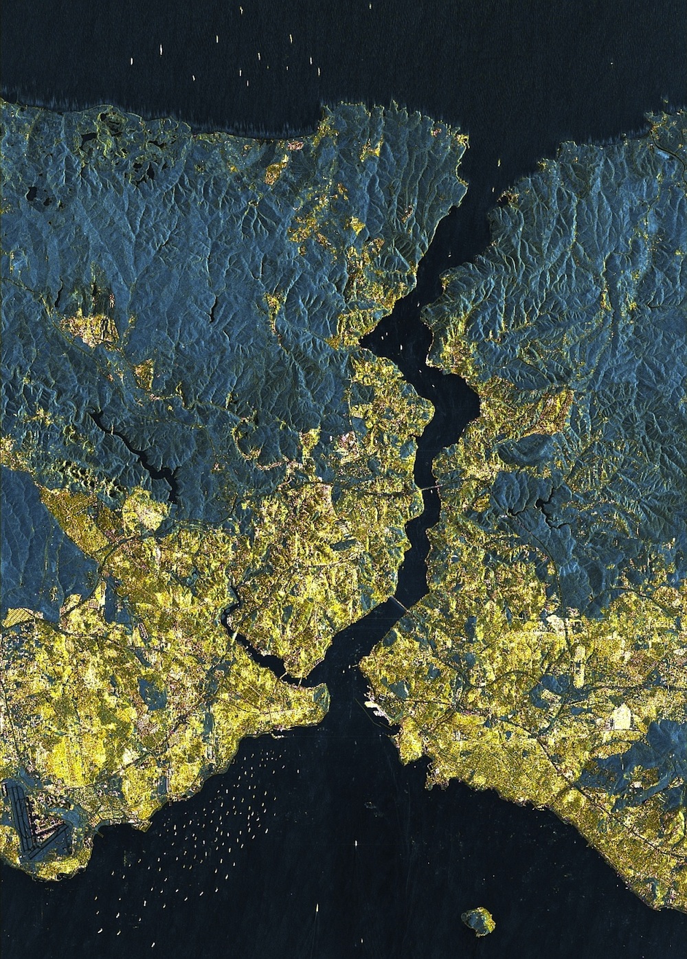 A German satellite image provides a detailed view of Istanbul from more than 300 miles (500 kilometers) up. There is dense housing where yellow is predominates. In the city itself, only a few areas remain undeveloped and are thus shown in green.