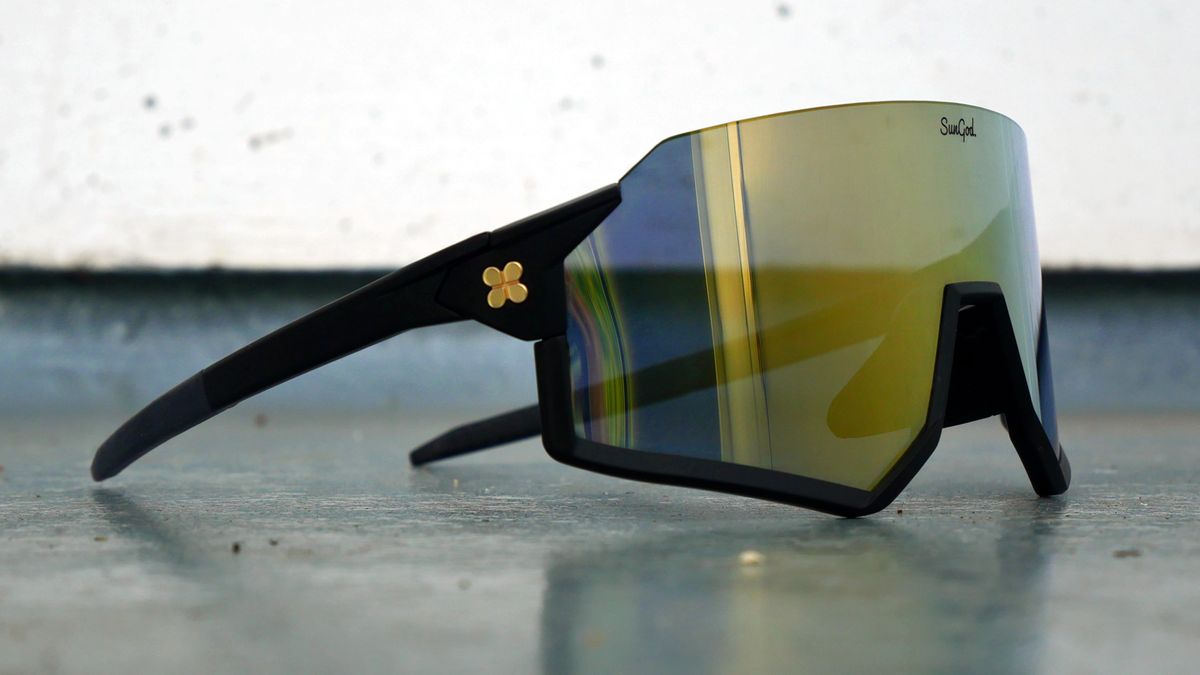 SunGod Airas sunglasses review lightweight and highly customizable