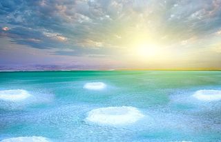 Salt Lakes and Dead Sea Best Windows 10 Themes