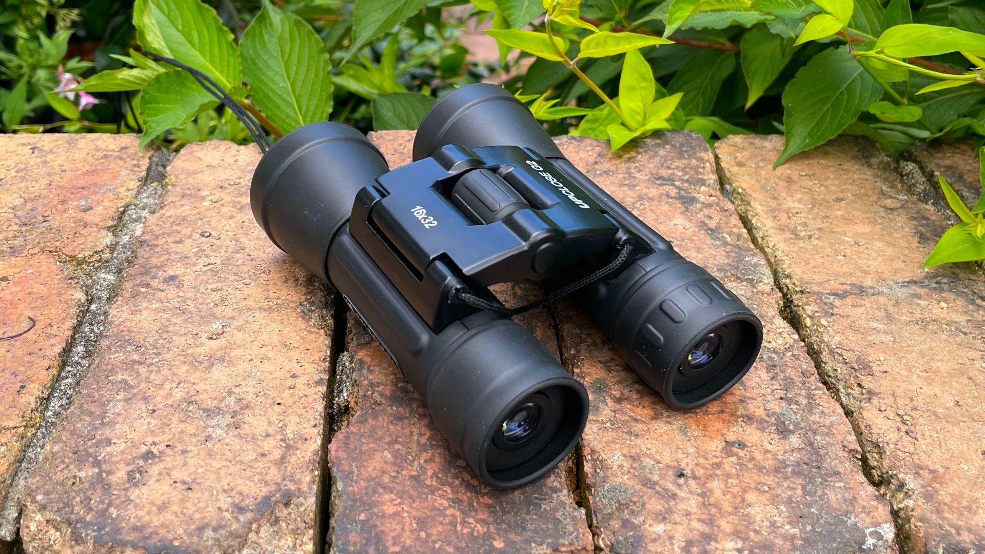 Celestron UpClose G2 16x32 binoculars review Digital Camera World