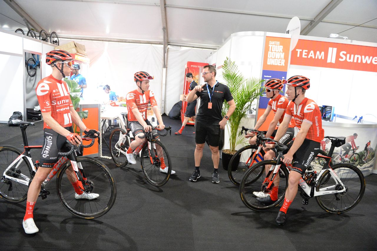 Team Sunweb have a pre-recon meeting