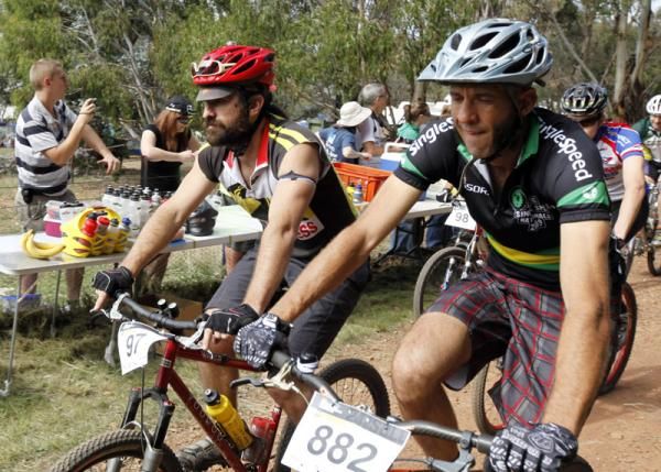Single Speed riders Brad Mertens and Rob Paksec during the start.