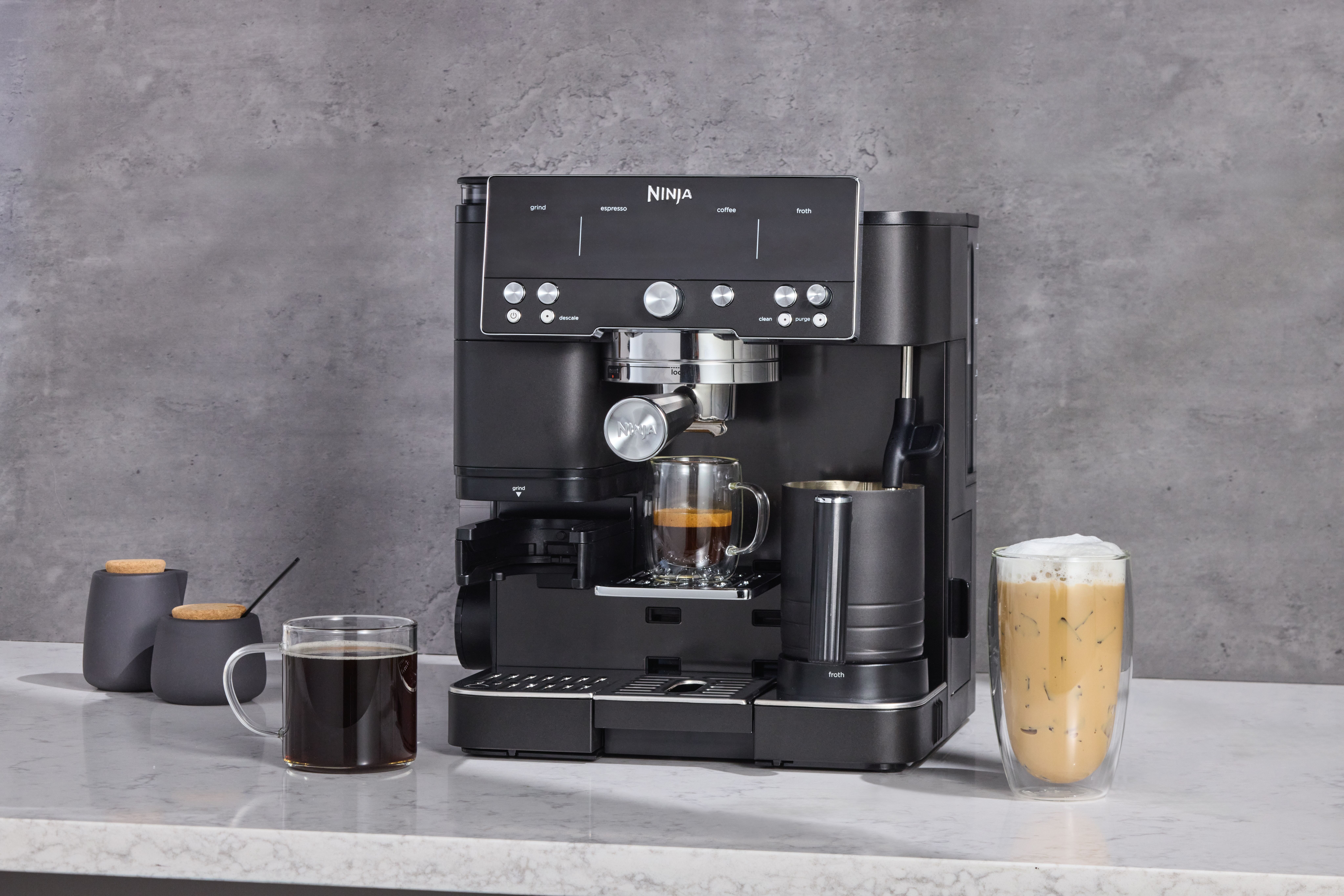 Ninja Luxe Caf&eacute; Black