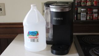 How to descale a Keurig coffee maker with white vinegar