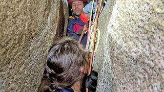 Woman hiker rescued after 16 hours stuck in a crevice