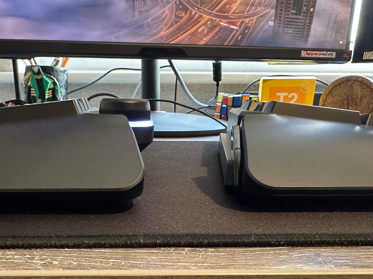 Cloud Nine C959 ErgoTKL ergonomic mechanical keyboard