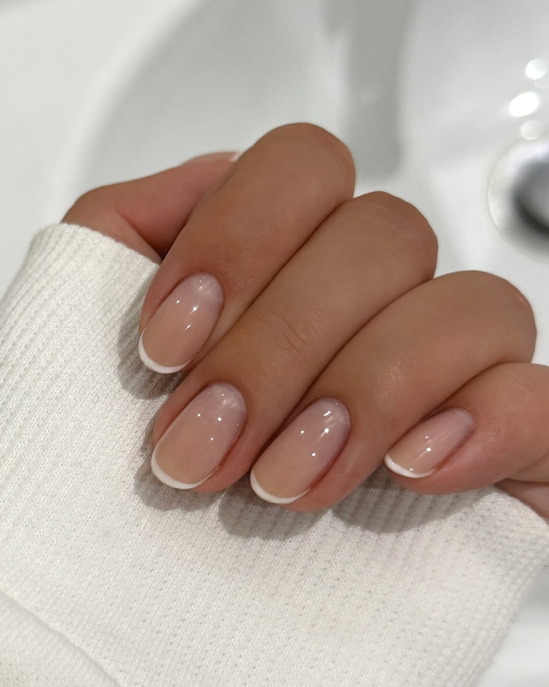 Short French tip classic nails
