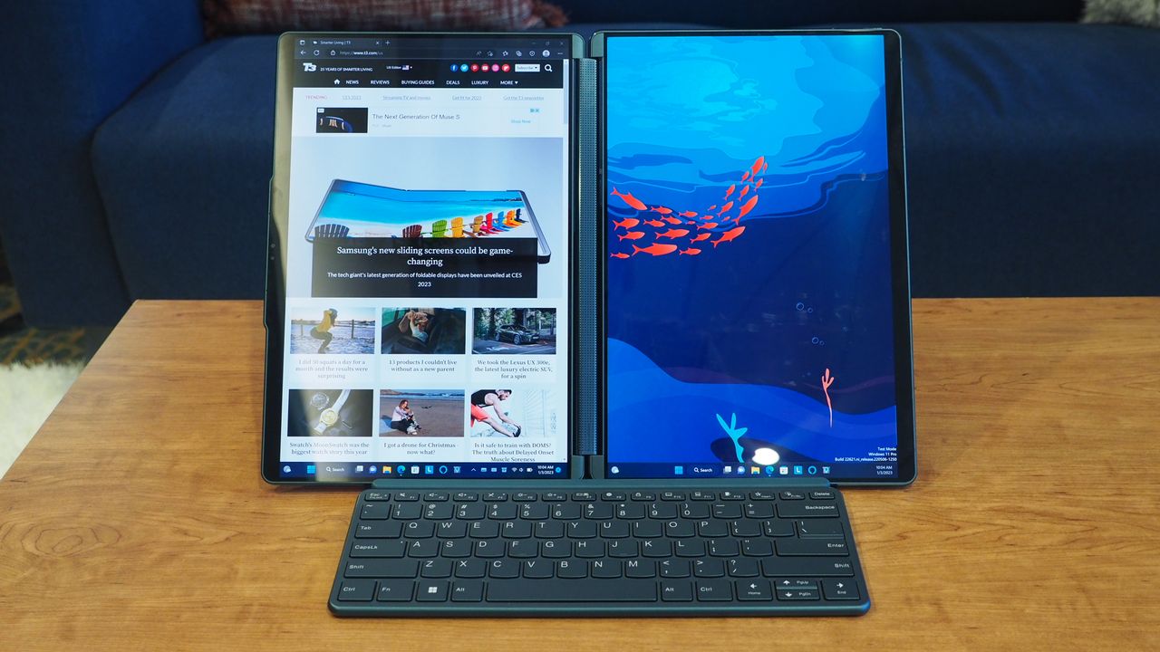 Lenovo YogaBook 9i 8th Gen at CES 2023