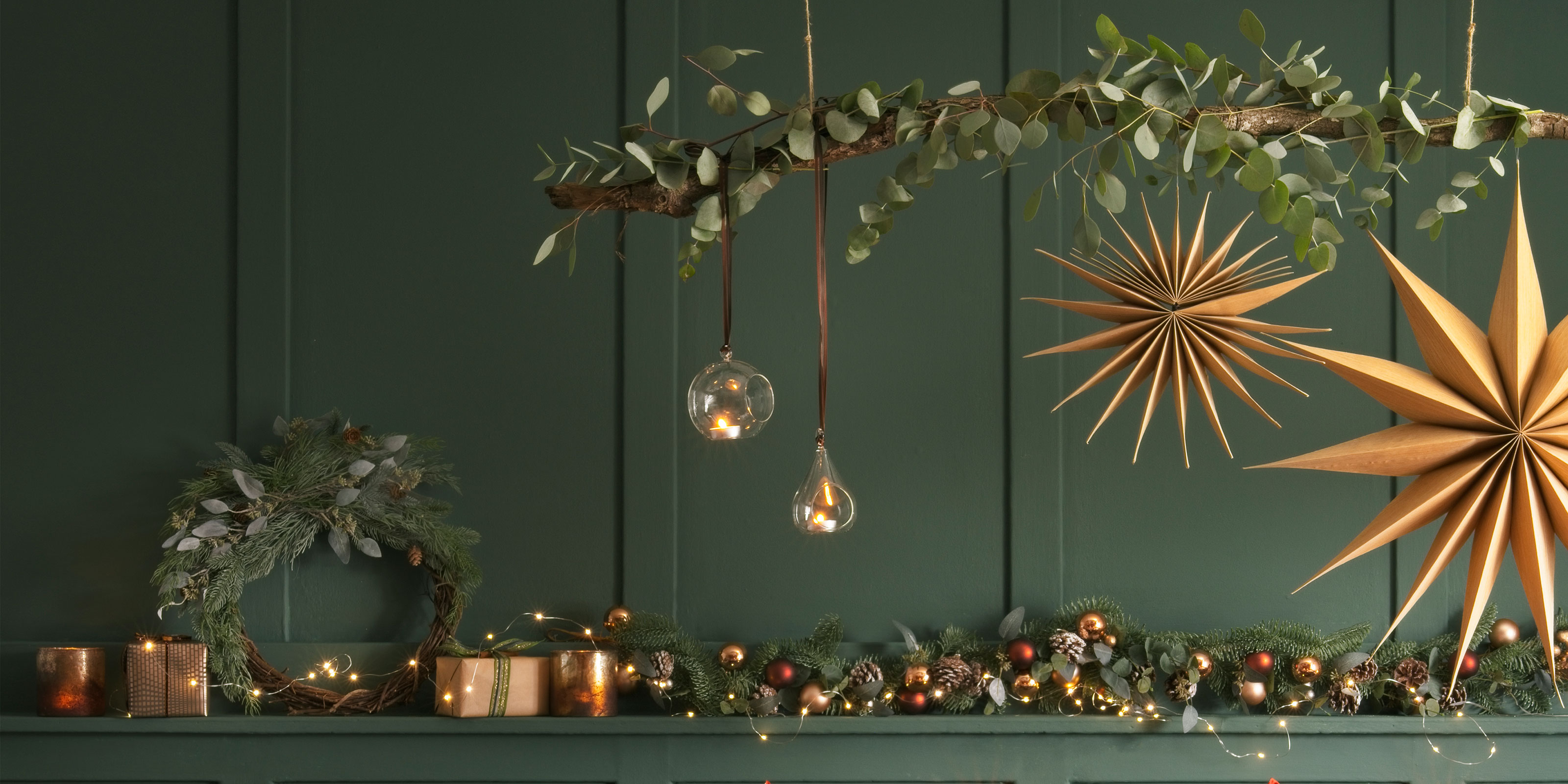 31 Best Christmas decorations on Fences ideas | christmas decorations,  christmas, christmas holidays