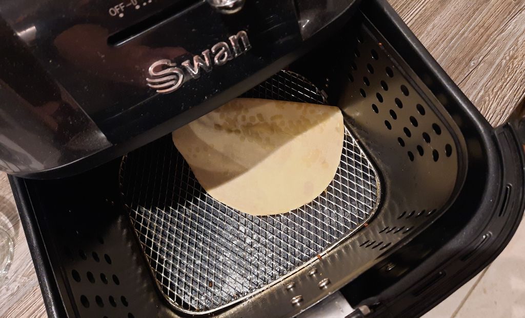 I used an air fryer to make poppadoms, and it was… interesting TechRadar